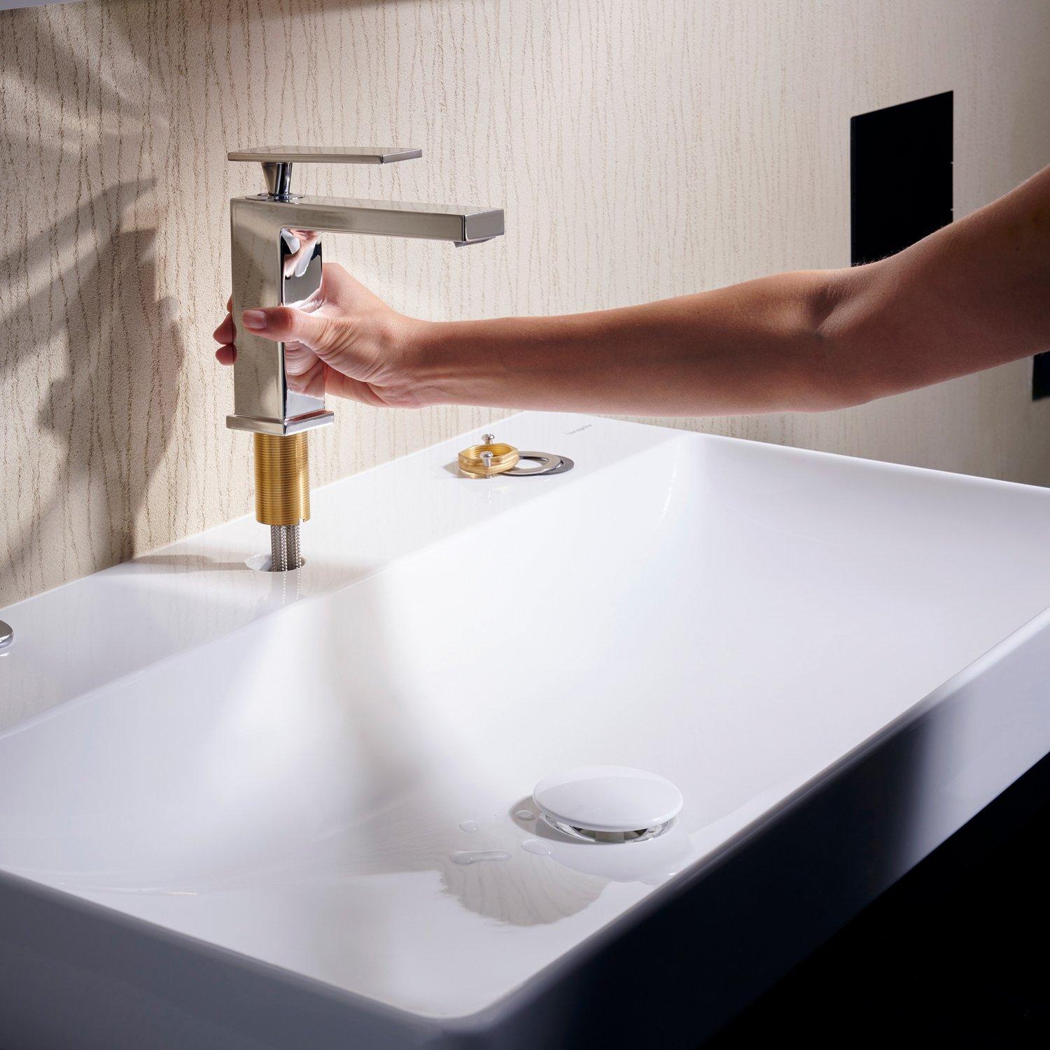 Смеситель для раковины Hansgrohe Tecturis E 73010000 хром