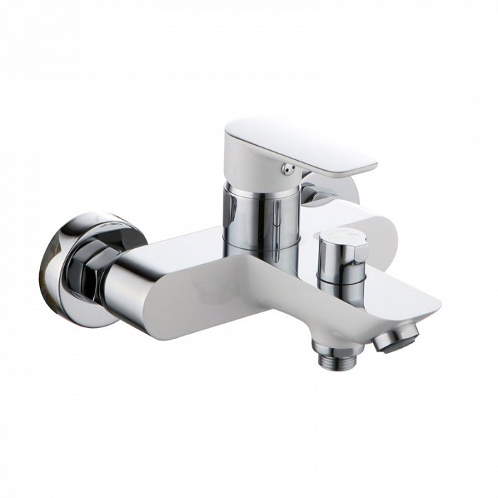 Смеситель для ванны с душем IDDIS Cloud CLOSB02i02WA хром глянцевый/белый