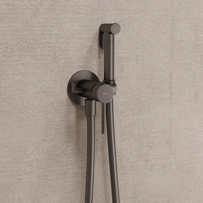 Гигиенический душ со смесителем IDDIS 005GMR0i08 графит матовый