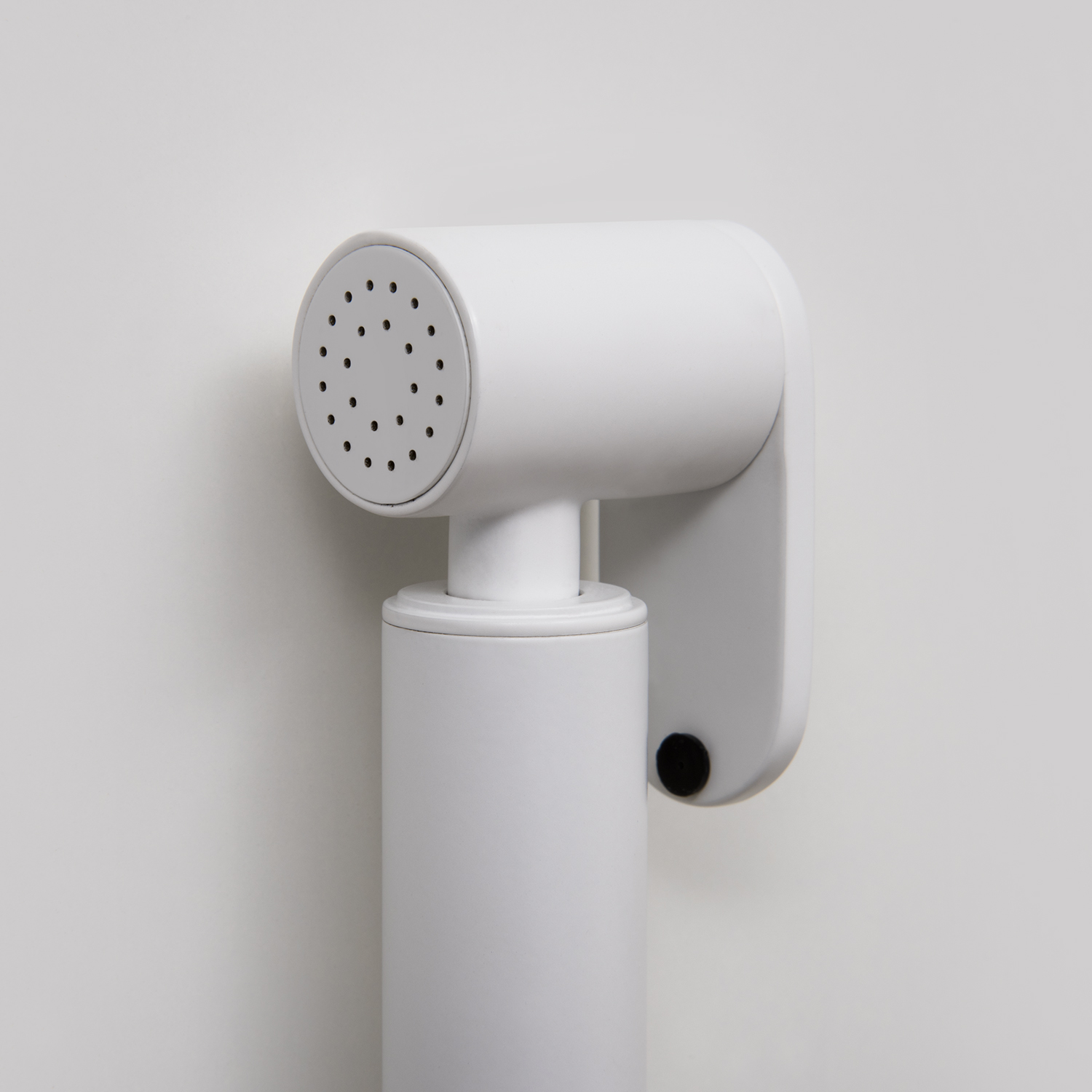 Гигиенический душ со смесителем WasserKraft A70538 белый матовый