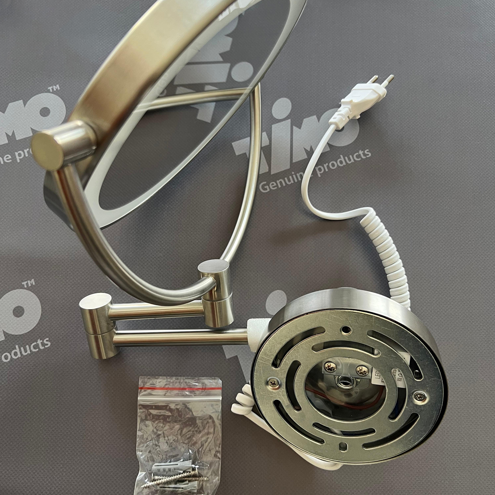 Косметическое зеркало с 5-ти кратным увеличением и подсветкой Timo Saona 13376/13 никель