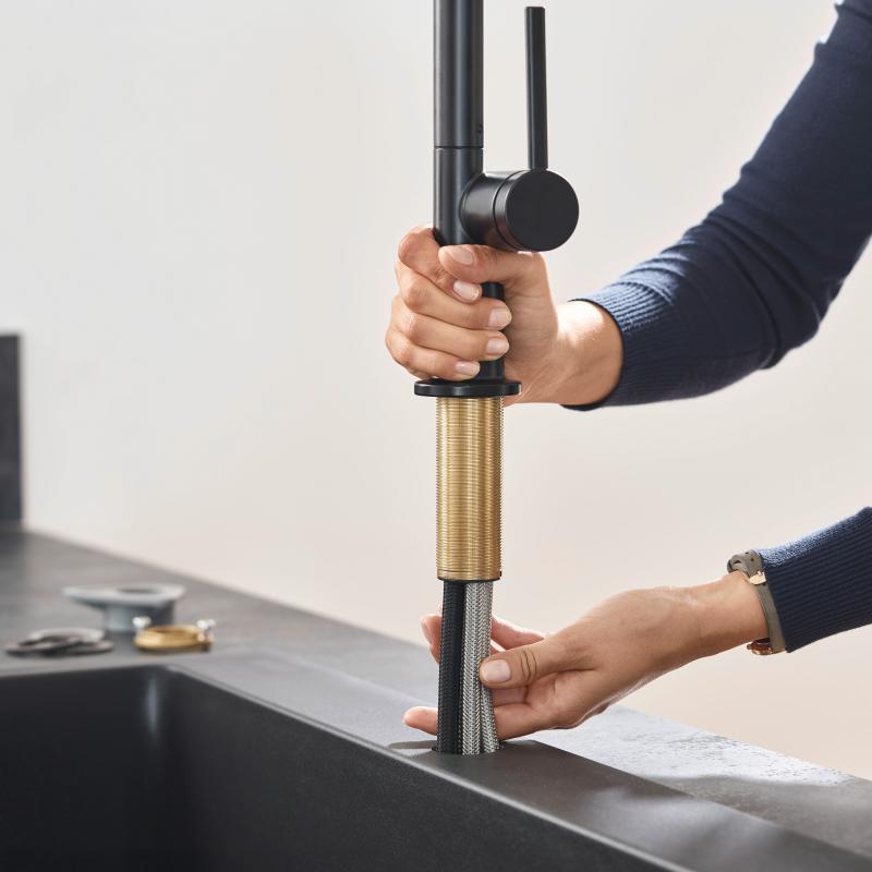 Смеситель для кухни Hansgrohe Talis M54 72803670 черный матовый