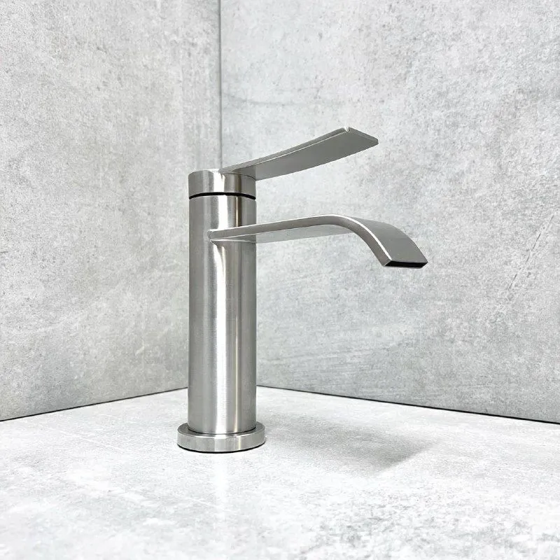 Смеситель для раковины BELZ B10812-1, сатин