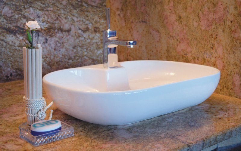 Раковина накладная 61см Gid N9446b белый