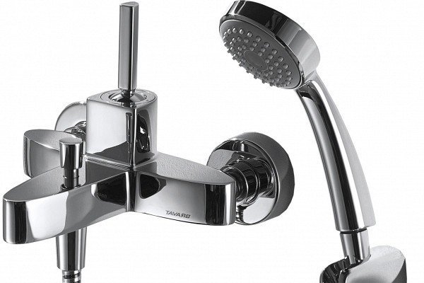 Смеситель для ванны с душем Bravat Spring F679113C-01 хром
