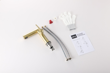 Смеситель ABBER Perfekte 316 AF8A10BG для раковины, золото брашированное