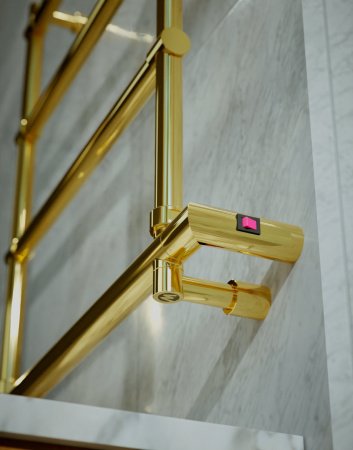 Полотенцесушитель электрический Margaroli Sole 542-4 5424704GONB 660х570 золото