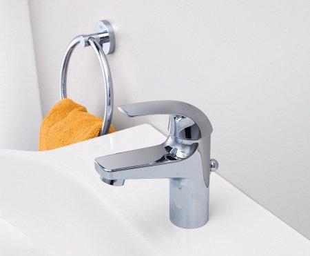 Смеситель для раковины Grohe BauCurve 32805000 хром