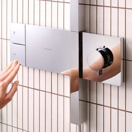 Душевая стойка Hansgrohe Raindance Alive Q 24580000 хром