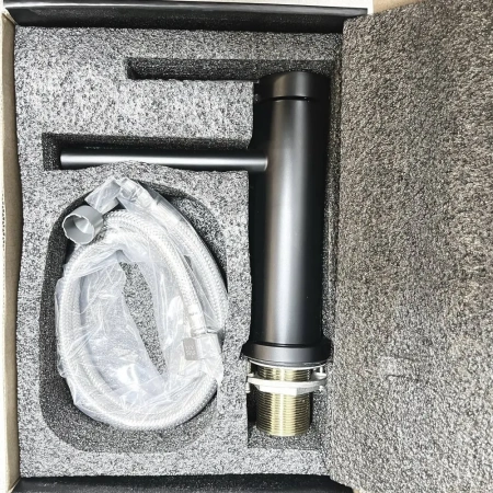 Смеситель для раковины BELZ B10813-7, черный матовый