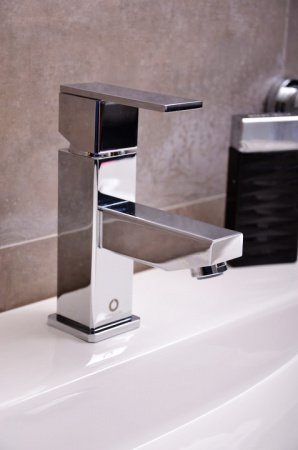 Смеситель для раковины Rav Slezak Loira LR527.5K золотой; с ручкой 5