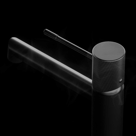 Смеситель для раковины Vincea Desire VBF-1D2MB черный матовый