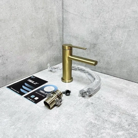 Смеситель для раковины BELZ B10813-5, золото матовое