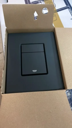 Готовое решение для подвесных унитазов Grohe Solido 38811KF0 черный матовый