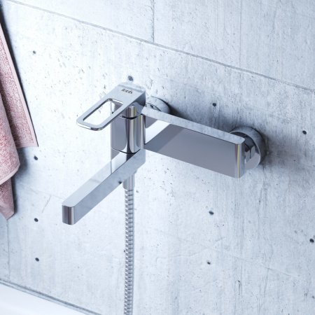 Смеситель для ванны с душем IDDIS Slide SLISB00i02WA хром глянцевый