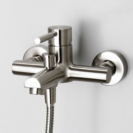 Смеситель для ванны с душем WasserKraft 4201 хром матовый