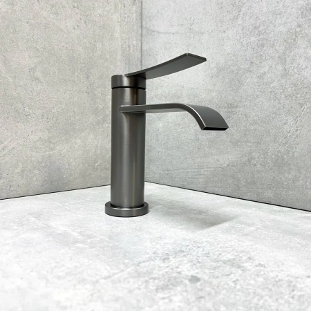 Смеситель для раковины BELZ B10812-3, оружейная сталь