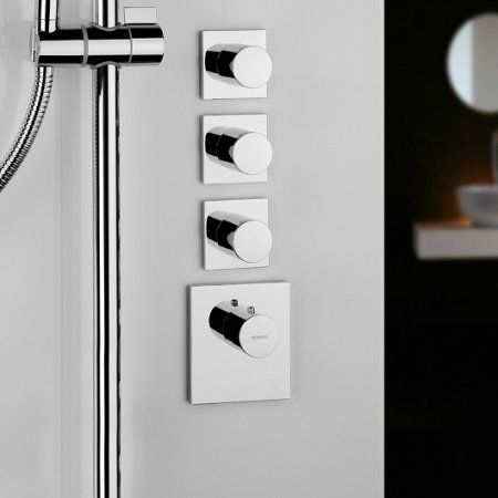 Термостат для душа на 3-6 потребителей Bossini Outlets Z031205.030 хром