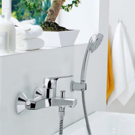 Смеситель для ванны с душем Grohe BauFlow 23756000 хром