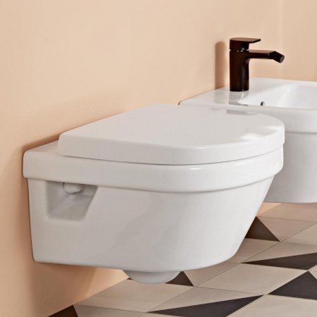 Унитаз подвесной безободковый Villeroy & Boch Architectura Pack 5684HR01 с сиденьем микролифт