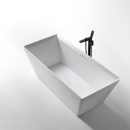 Ванна из искусственого камня ABBER Berlin AM9912 белая