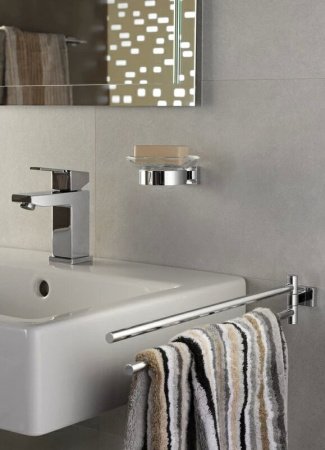 Полотенцедержатель Grohe Essentials Cube 40624001 поворотный Хром