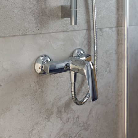 Смеситель для ванны с душем IDDIS Torr TORSB00i03 хром глянцевый