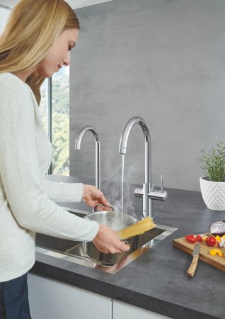 Смеситель для кухни Grohe Red 30083001 хром