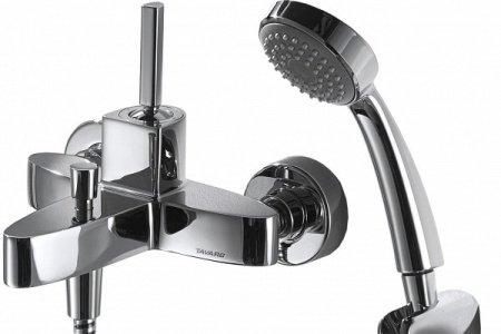 Смеситель для ванны с душем Bravat Spring F679113C-01 хром