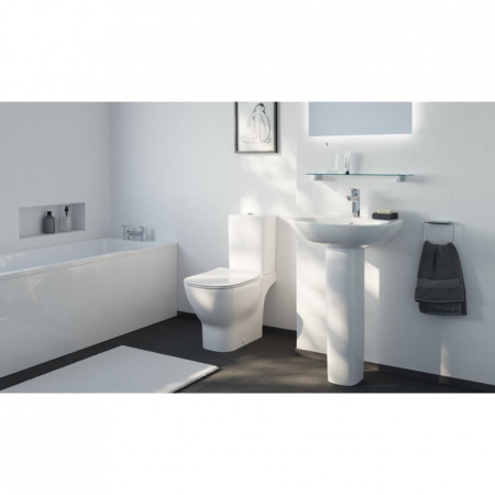 Напольный унитаз для монтажа с бачком Silk White (матовый белый)  Ideal Standard TESI SILK WHITE T0087V1 AquaBlade®